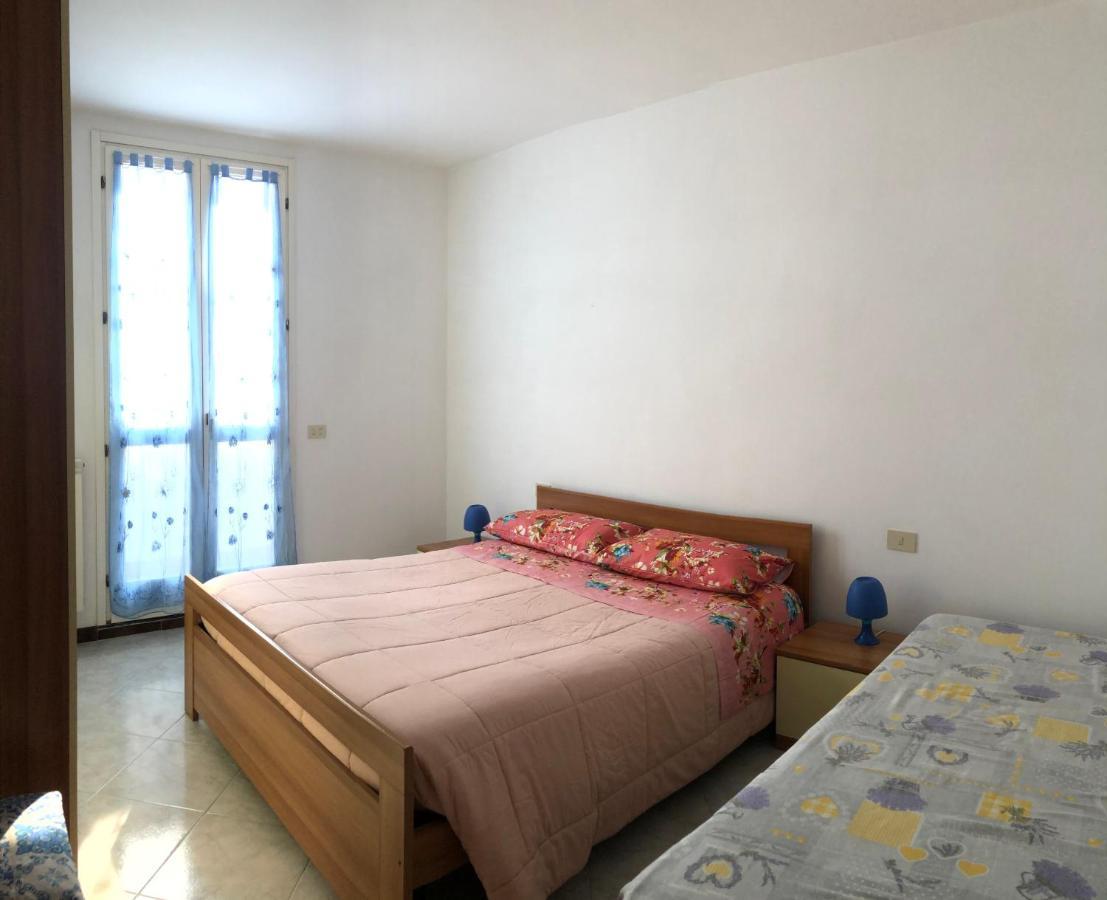 Appartamenti a due passi dal mare Spotorno Esterno foto