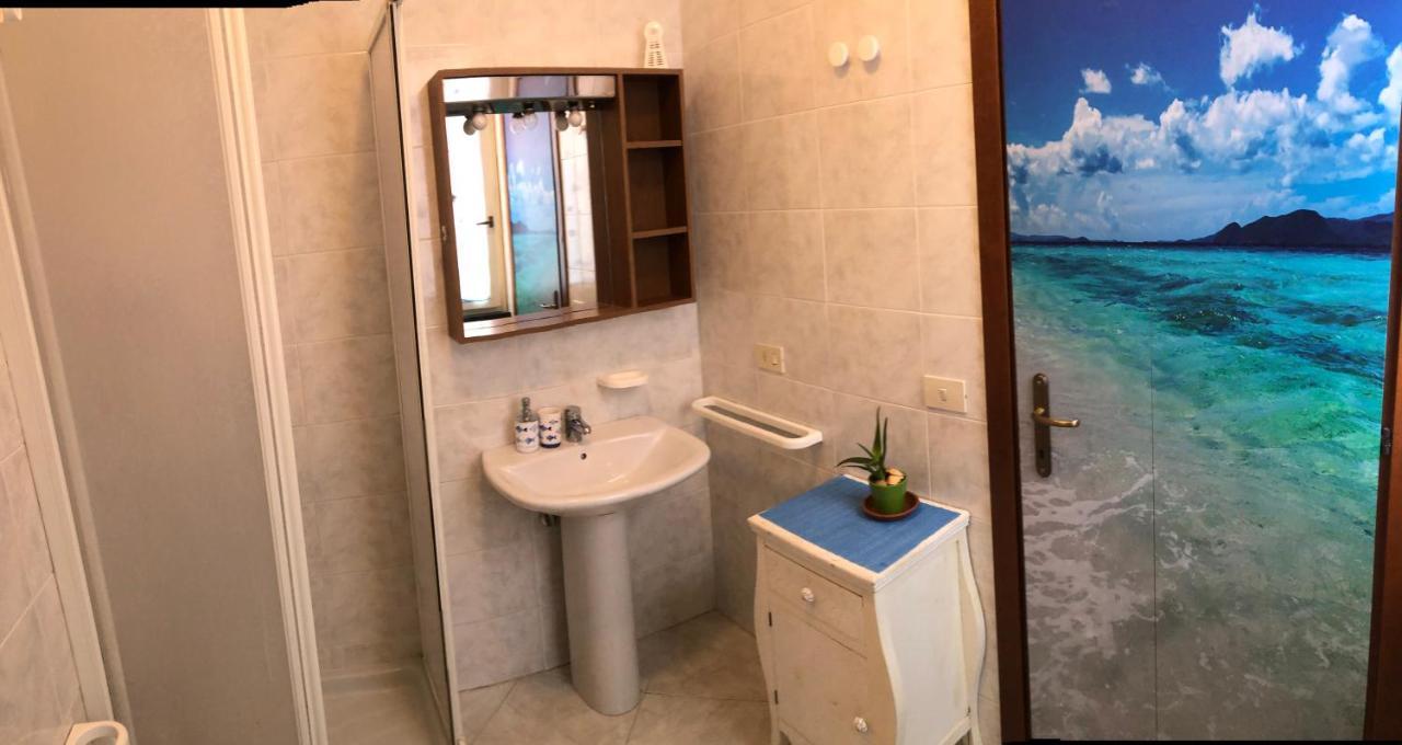 Appartamenti a due passi dal mare Spotorno Esterno foto